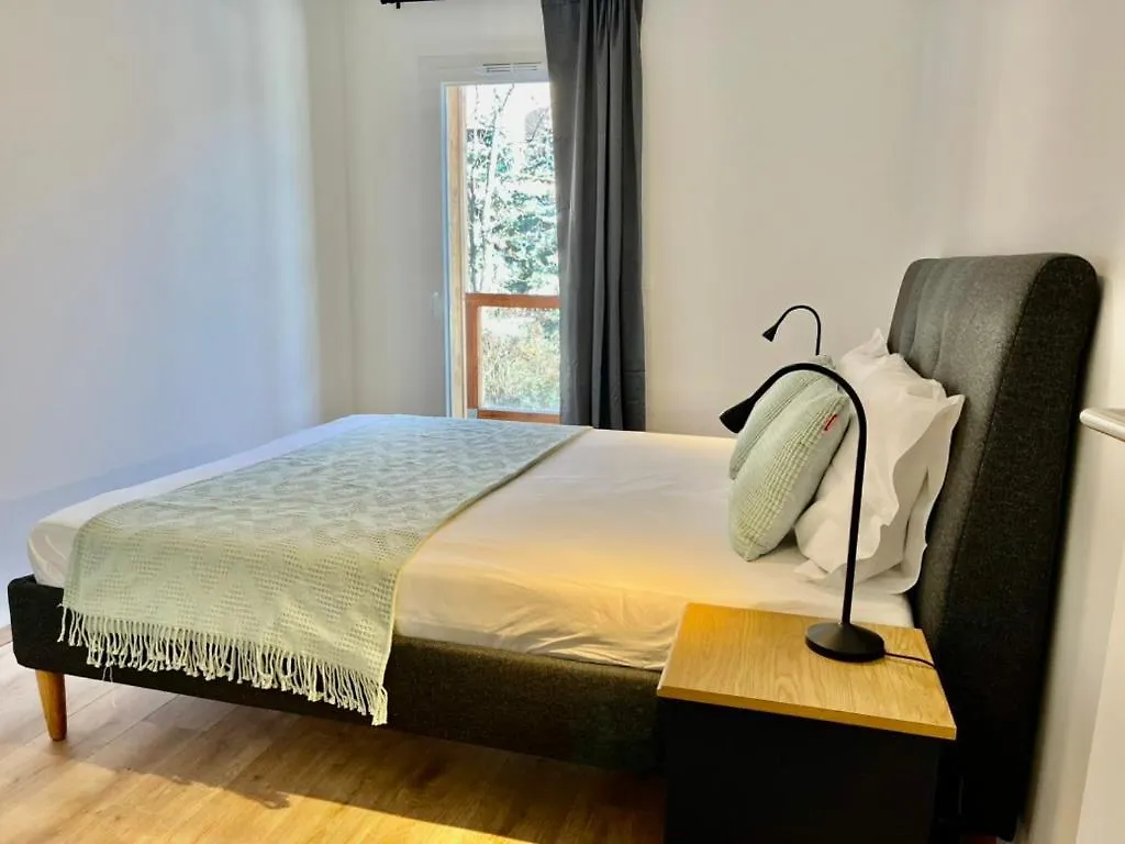 2-Bedroom Apt By The Ski Gondola Briancon  Apartment